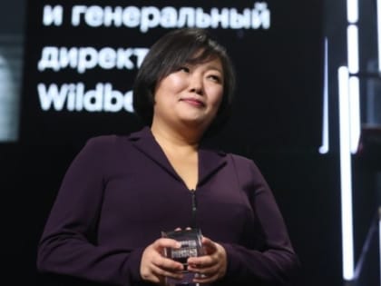 Самая богатая женщина России не покупает квартиры, шубы и яхты