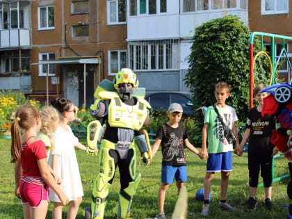 Детскими и спортивными праздниками, мастер-классами продолжают радовать ТОСы своих юных жителей