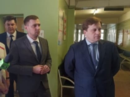 Министр здравоохранения Алтайского края Дмитрий Попов приехал в Бийск с рабочим визитом