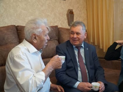 Единороссы поздравят всех ветеранов Великой Отечественной войны Алтайского края с Новым годом