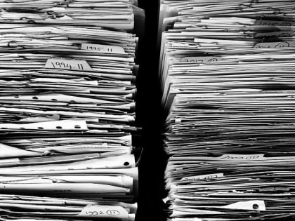 Российский экономист предложил делать бумагу из камня