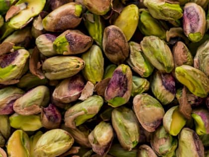 Врач назвала продукты, которые могут заменить снотворное