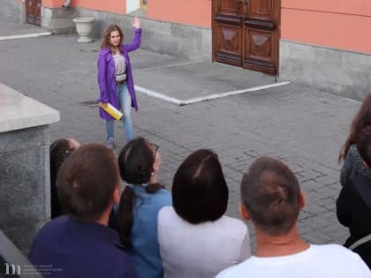 Приглашаем на новый маршрут пешеходных экскурсий по Барнаулу. Сентябрь 2022 года