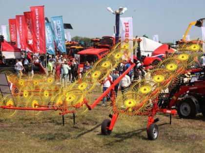 Свыше 300 компаний прошли регистрацию на участие в агрофоруме «День сибирского поля» в Алтайском крае