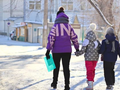 В Госдуме напомнили, какие выплаты могут получить родители в 2022 году