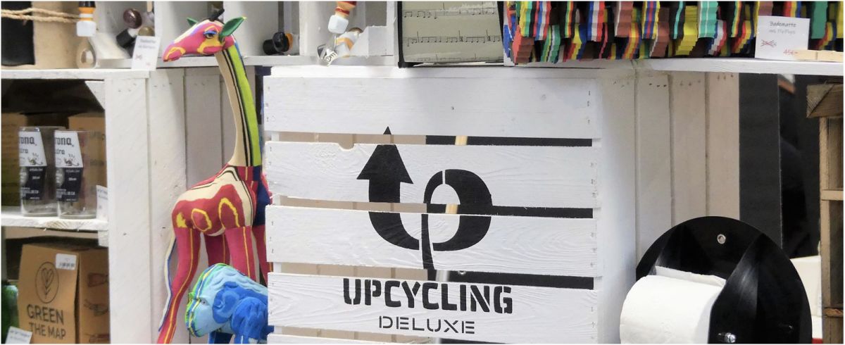 Upcycling-Deluxe - der Onlineshop für Upcycling Design in Deutschland Header Bild