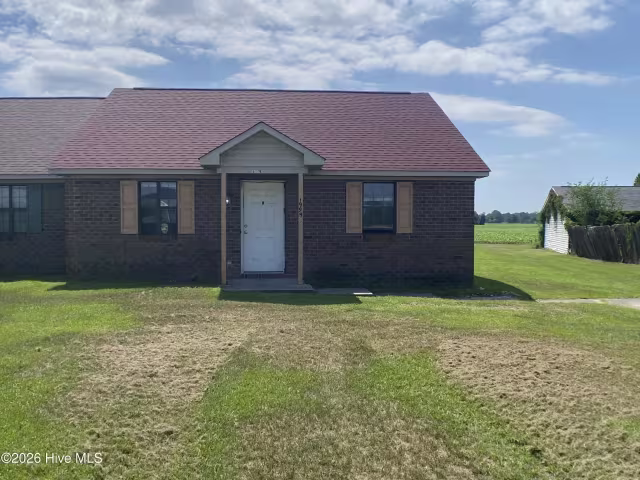 1999b Sunnybrook Road, Greenville, NC 27834