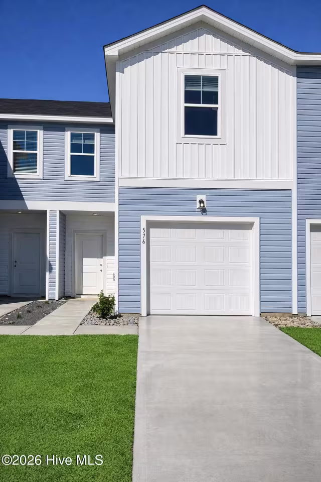 617 Sandy Hollow Drive, Jacksonville, NC 28540