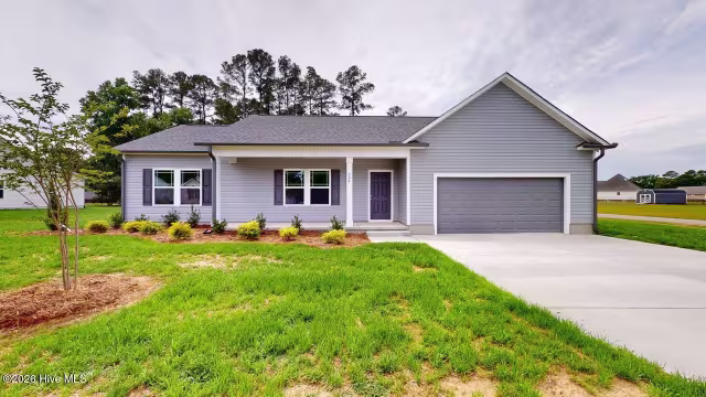 204 Grace'S Farm Road, La Grange, NC 28551