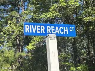 900 114 River Reach Court, New Bern, NC 28560