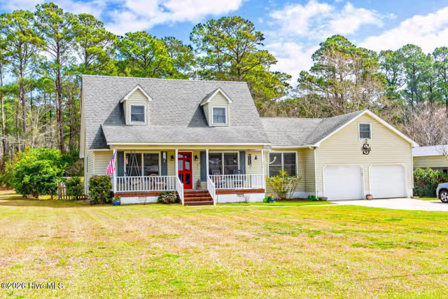 915 Sunset Boulevard, Newport, NC 28570