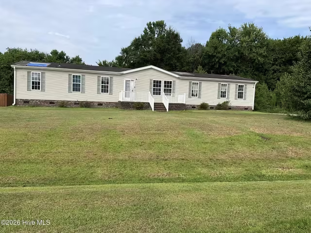 102 Cypress Knee Drive, Richlands, NC 28574