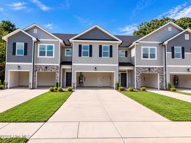 2008 Tharrington Way, Rocky Mount, NC 27803