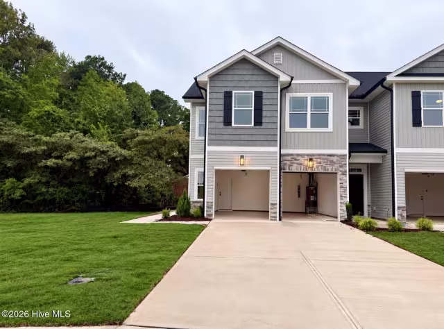 2010 Tharrington Way, Rocky Mount, NC 27803