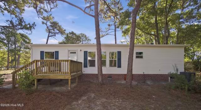 209 Sycamore Road, Southport, NC 28461
