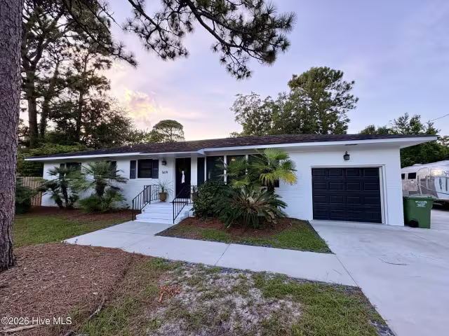 5619 Saint Nicholas Road, Wilmington, NC 28405