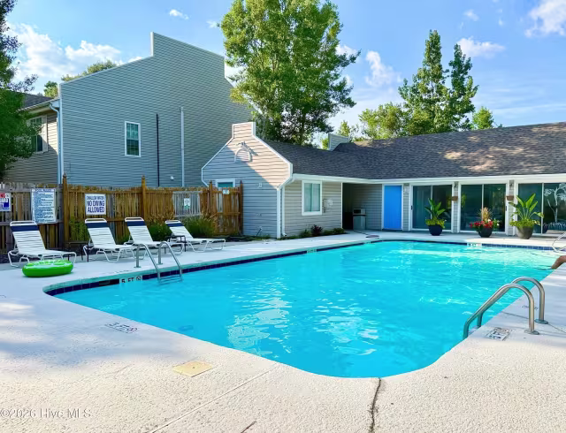 729 Bragg Drive Apt C, Wilmington, NC 28412