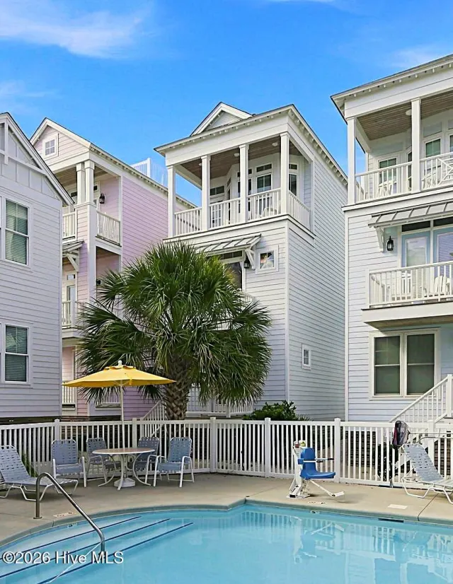 107 W Bogue Boulevard 3, Atlantic Beach, NC 28512