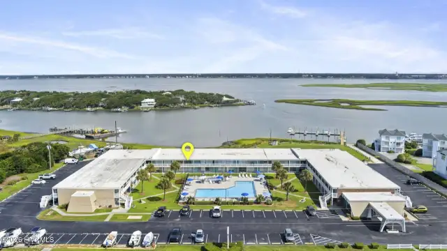 1918 W Fort Macon Road 241, Atlantic Beach, NC 28512