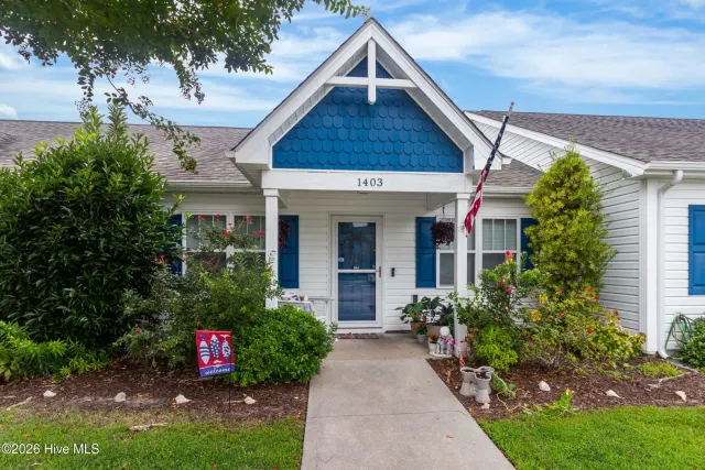 1403 Pirates Landing Drive, Beaufort, NC 28516