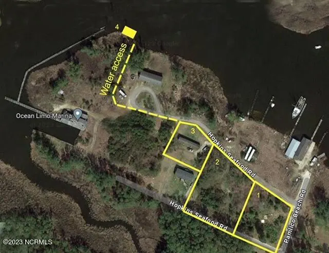 228 Hopkins Seafood Road, Belhaven, NC 27810