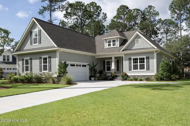 698 Breezewood Drive SE, Bolivia, NC 28422