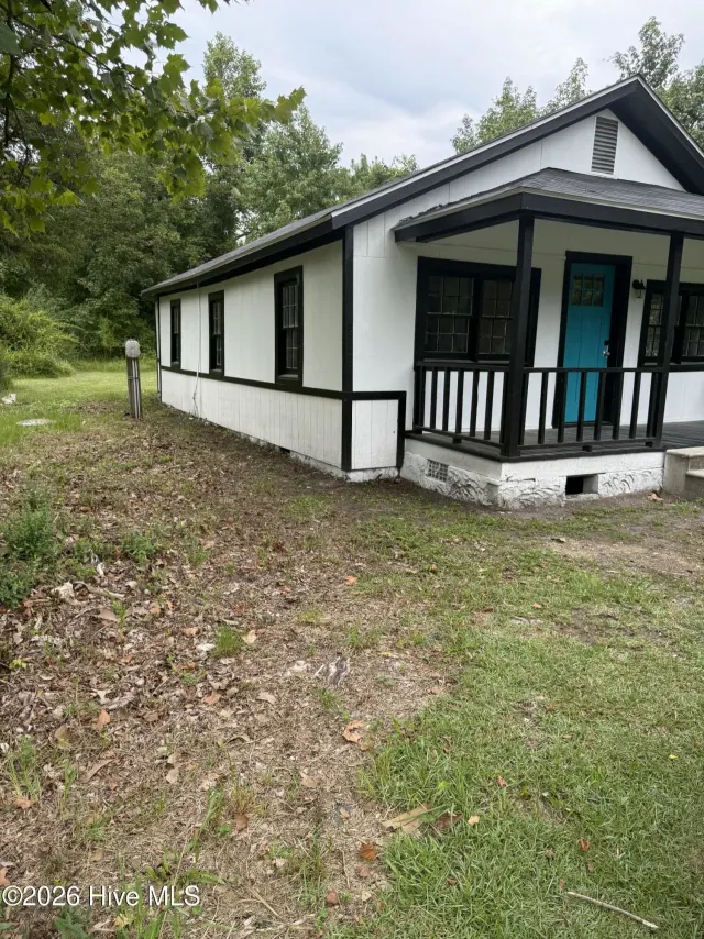 359 Smith Lane, Bolton, NC 28423