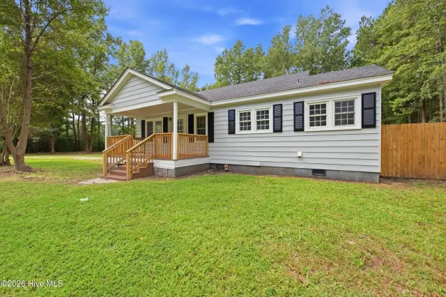 16995 Us Highway 421, Burgaw, NC 28425
