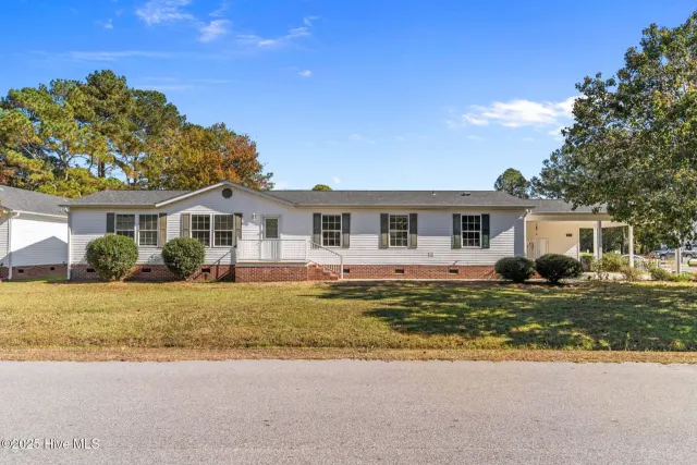 1041 Palm Court SW, Calabash, NC 28467