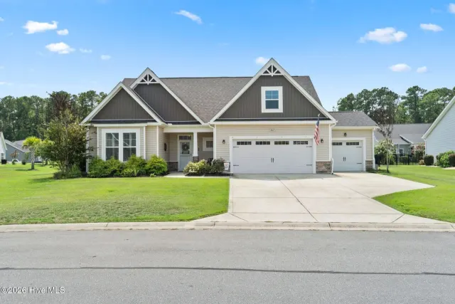 707 E Chatman Drive NW, Calabash, NC 28467