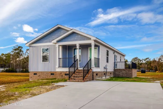 936 Willow Place SW, Calabash, NC 28467