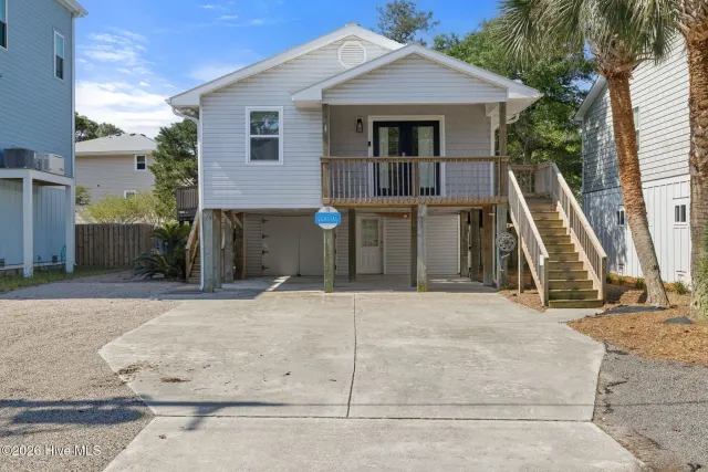 313 Greenville Avenue, Carolina Beach, NC 28428