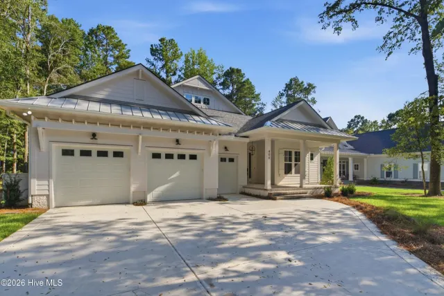406 Old Forest Drive, Castle Hayne, NC 28429