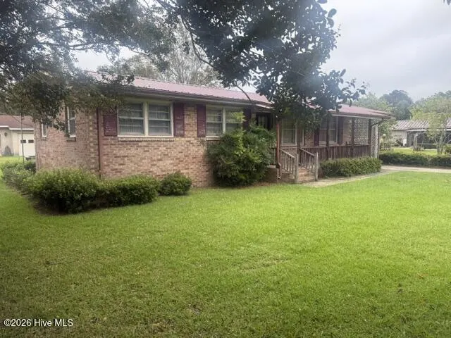 406 N Wilkes Street, Chadbourn, NC 28431