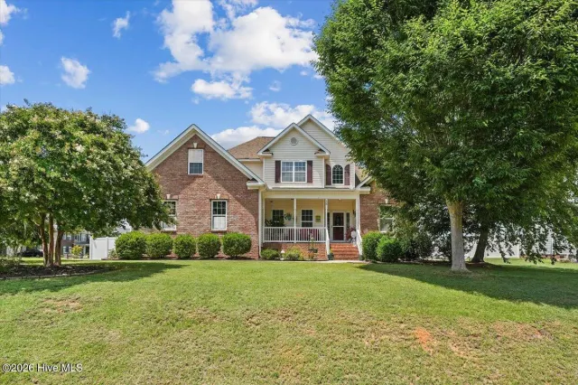 18 Treewood Lane, Clayton, NC 27527
