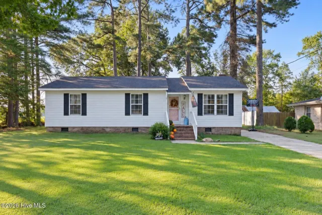 3838 Longleaf Drive NE, Elm City, NC 27822