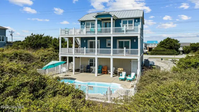 1907 Emerald Drive, Emerald Isle, NC 28594