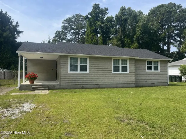 202 Banks Avenue, Goldsboro, NC 27534