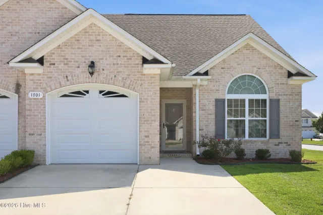 1701 Cambria Drive B, Greenville, NC 27858