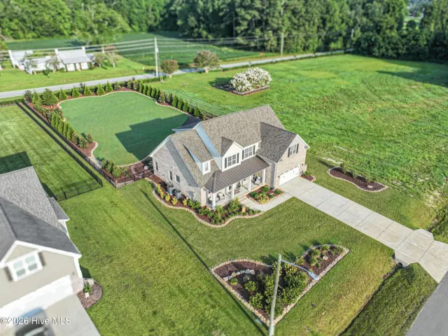2715 Frances Court, Grimesland, NC 27837