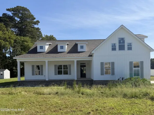 289 Shortleaf Drive, Grimesland, NC 27837