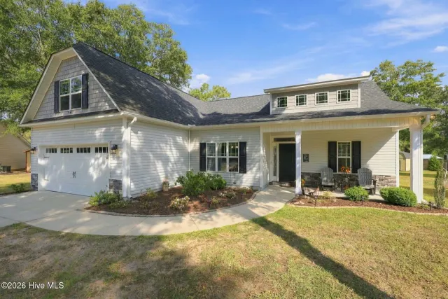 107 Sea Breeze Court, Hampstead, NC 28443