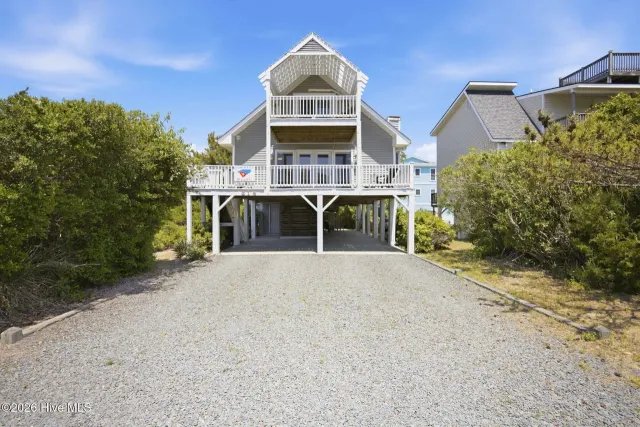 314 Sand Piper Lane, Holden Beach, NC 28462