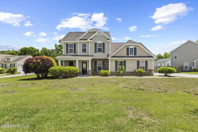 208 Gelynda Court, Holly Ridge, NC 28445