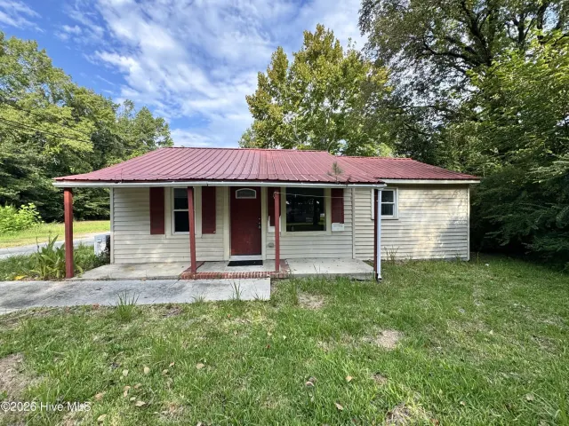1815 Hargett Street, Jacksonville, NC 28540