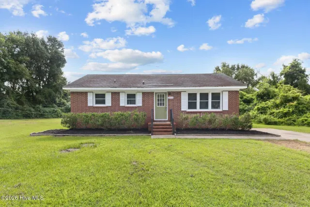 209 Diane Drive, Jacksonville, NC 28540