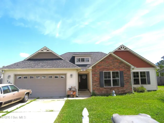 702 Ashley Meadow Lane, Jacksonville, NC 28546