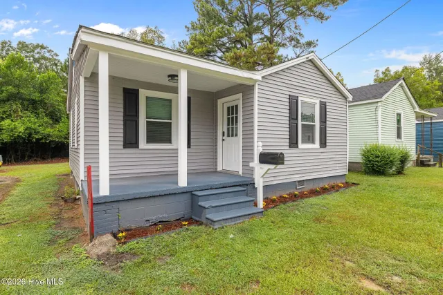 208 Clay Street, Kinston, NC 28501