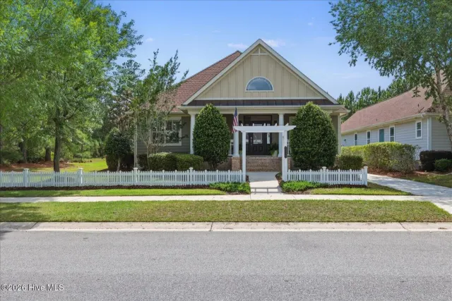 2013 Simmerman Way, Leland, NC 28451