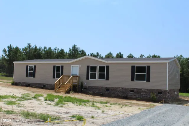 944 Blind Bridge Road, Magnolia, NC 28453